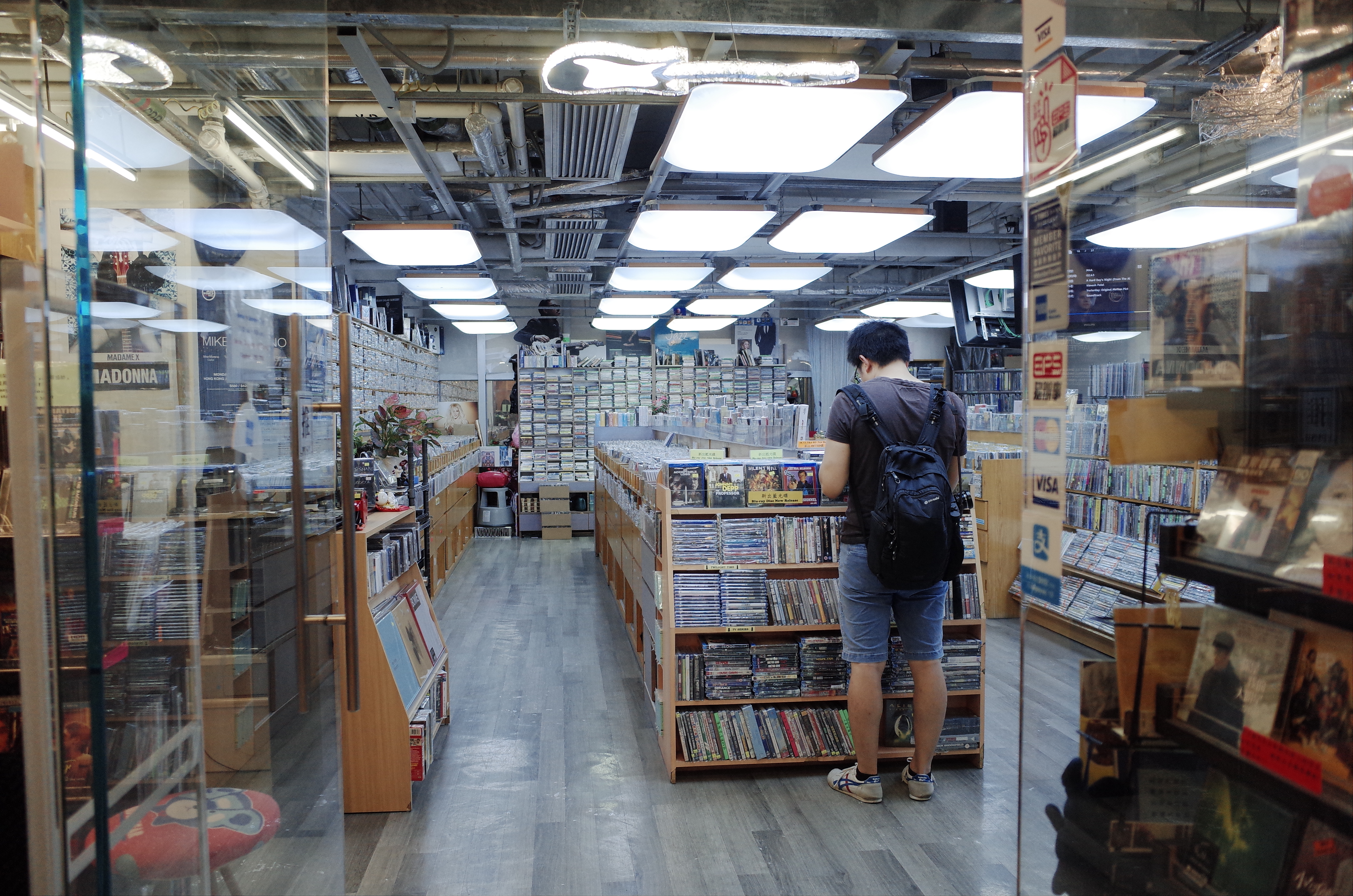 香港哪里走走放松心情 (香港哪里可以消磨时间)