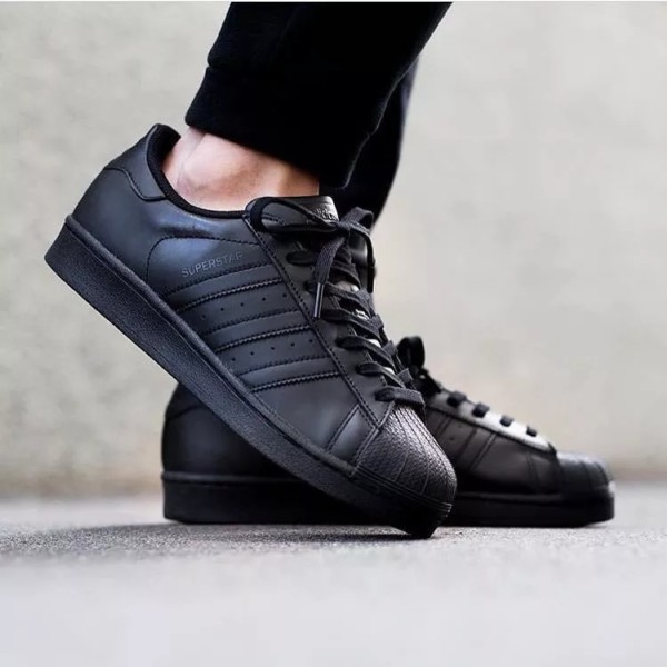 有颜值百搭又可以实战的球鞋,实战性既好又百搭的球鞋