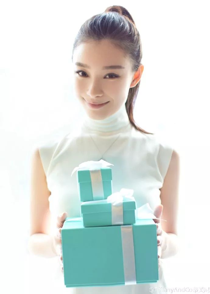 流量明星人手一个大牌代言究竟谁的最有含金量？