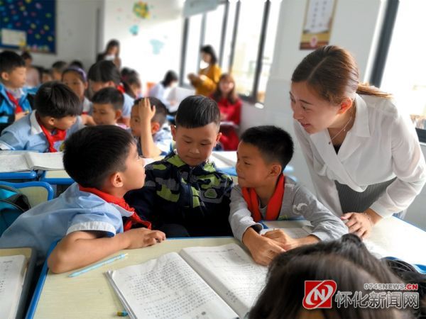 欲将春风化作雨润物无声更护花——怀化市华都小学探索特色教育教学纪实