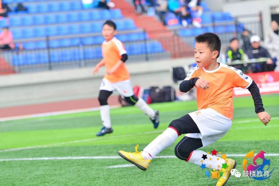 牛蛙冠军,牛娃考了100分乐翻天