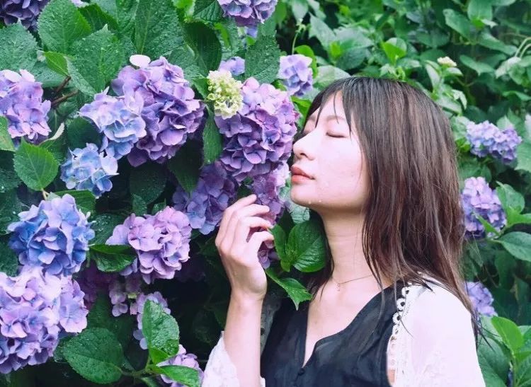 这样拍背影真的太好看了,怎样拍侧脸好看霸气