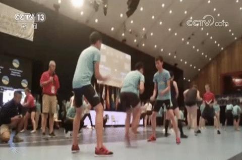 中国跳绳世界杯纪录,跳绳光速少年