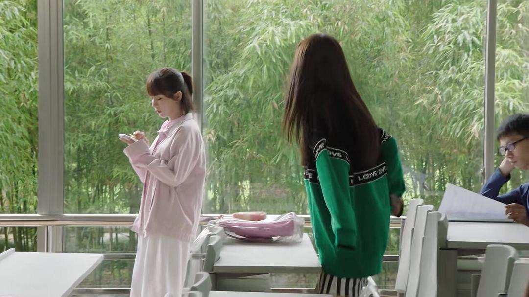 佟年造型,佟年的造型