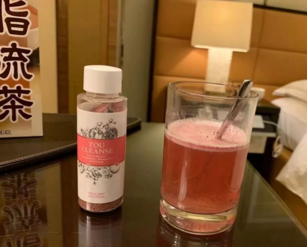 自曝体质特异,一天8杯奶茶喝不胖,粉丝惊呼太夸张