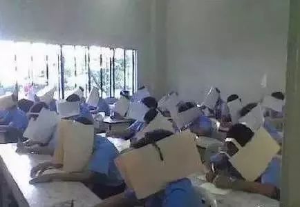 有个逗逼老师什么体验,一个逗逼老师的生活日常