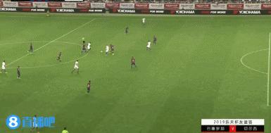 友谊赛-巴克利建功拉基蒂奇破门难救主切尔西2-1巴萨