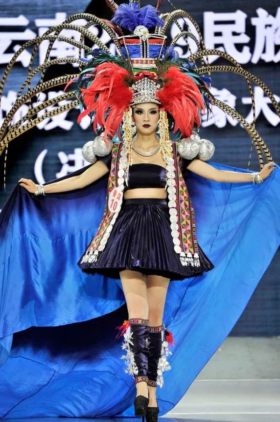 德宏五种少数民族服饰走秀音乐,云南少数民族服饰秀