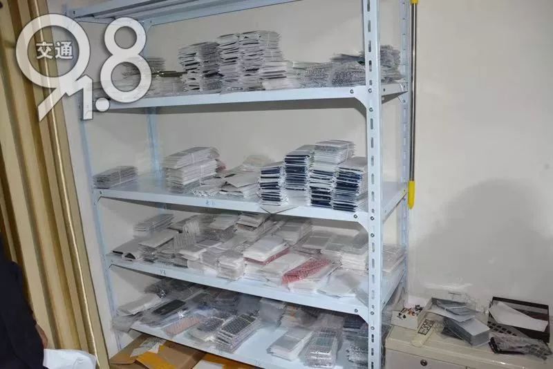 破获假华为手机案例,深圳警方抓获假冒华为手机