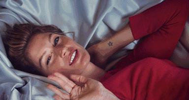 大胸妹千万别点开!这条爆款裙子小胸妹子穿着更美