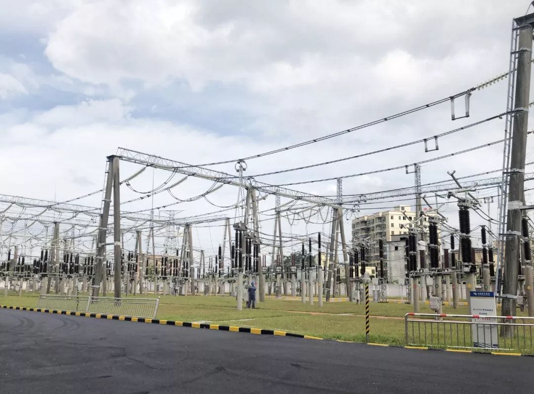 天气到底有多热？我们在变电站煎了个鸡蛋，结果......