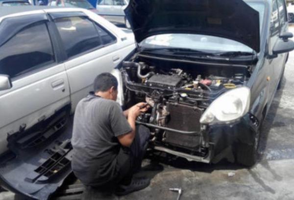 清洗汽车发动机要注意什么,开了10年的车发动机怎么清理积碳