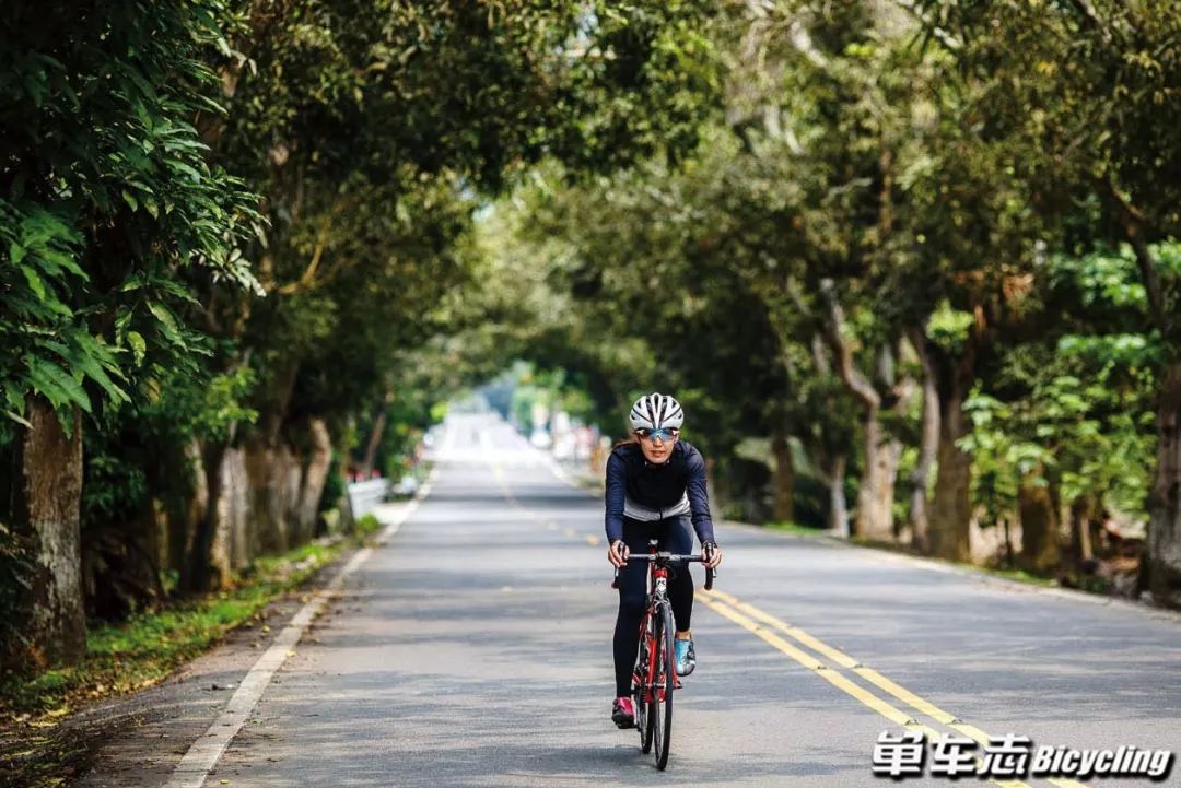 骑车半路抽筋怎么办,骑车膝盖抽筋怎么办