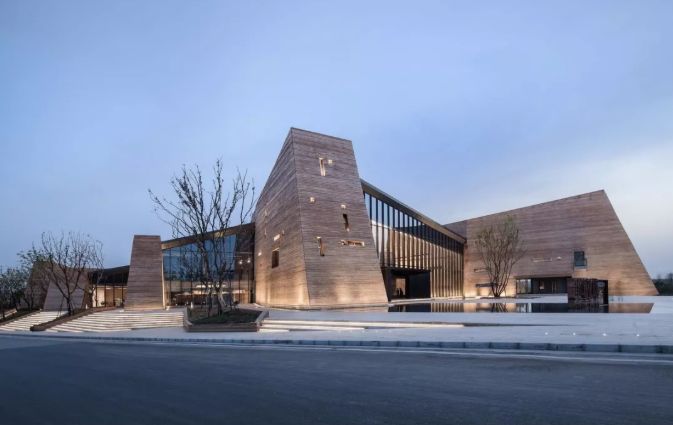 执极简之笔与艺术之尺，勾勒未来之城丨新力帝泊湾