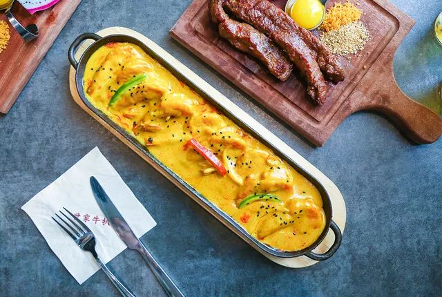 等了3年，这家神店终于开进东区，西餐+中餐+泰餐…1秒吃出国际感