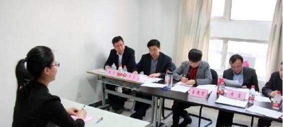 面试完了面试官问要不要上厕所,面试时上厕所没纸