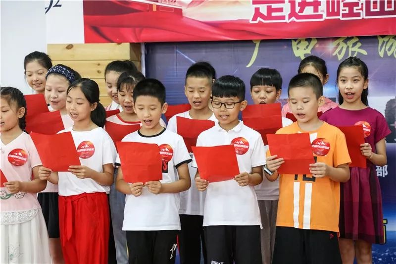 961主播带您去旅游,992自驾游最新视频