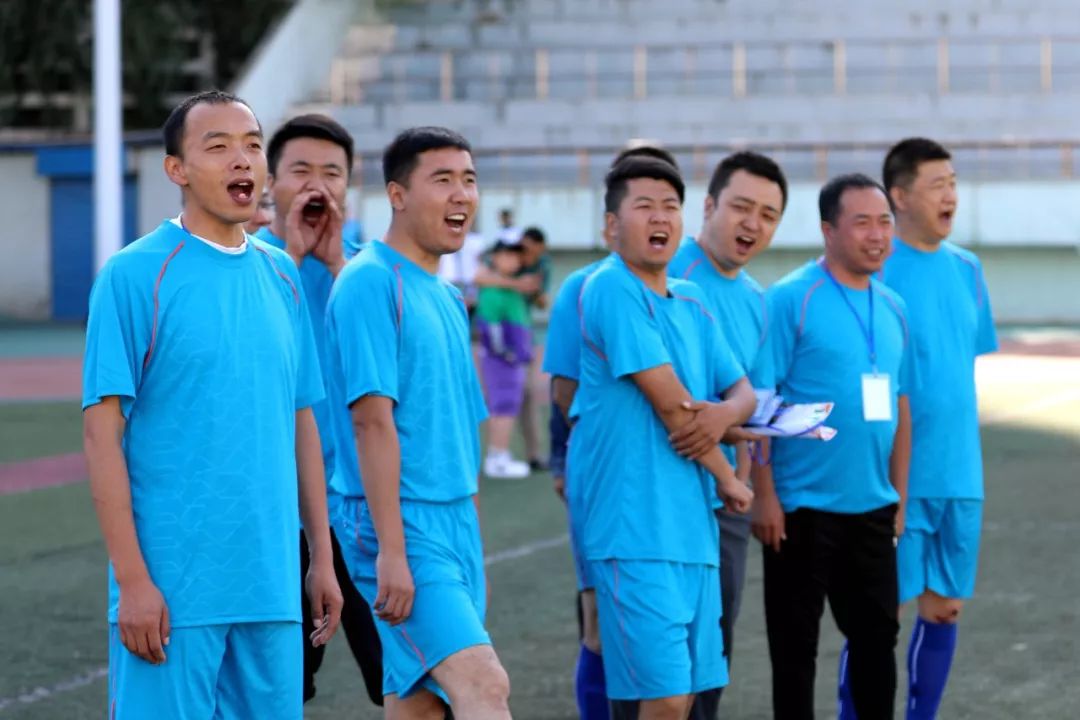 喜讯足球比赛冠军,喜报战报