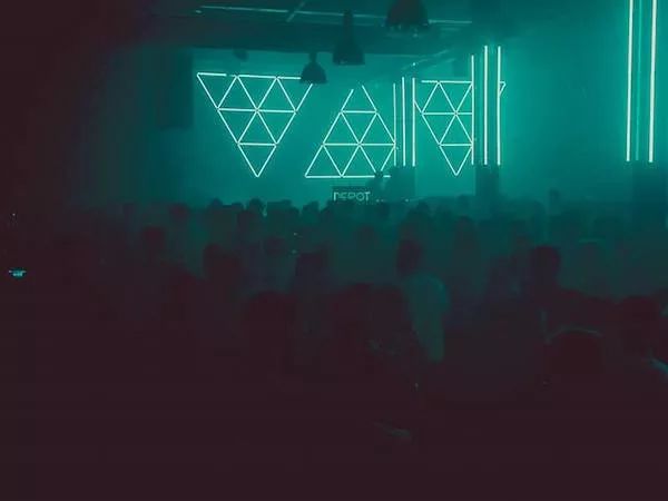 中国夜店顶级dj,中国dj夜店