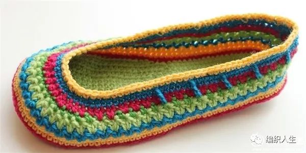 彩色毛线编织：教你钩一双民族风居家室内鞋（详细图文教程）