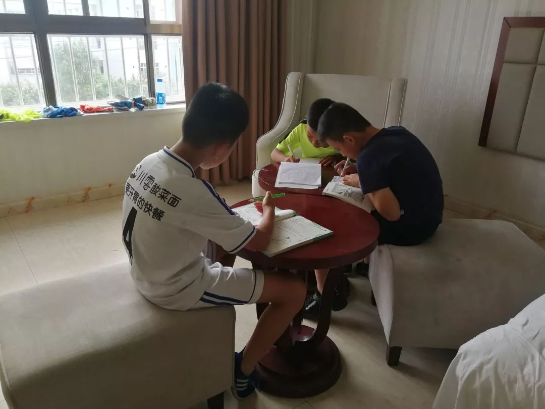 2019年延安市校园足球联赛,延安小学喜报