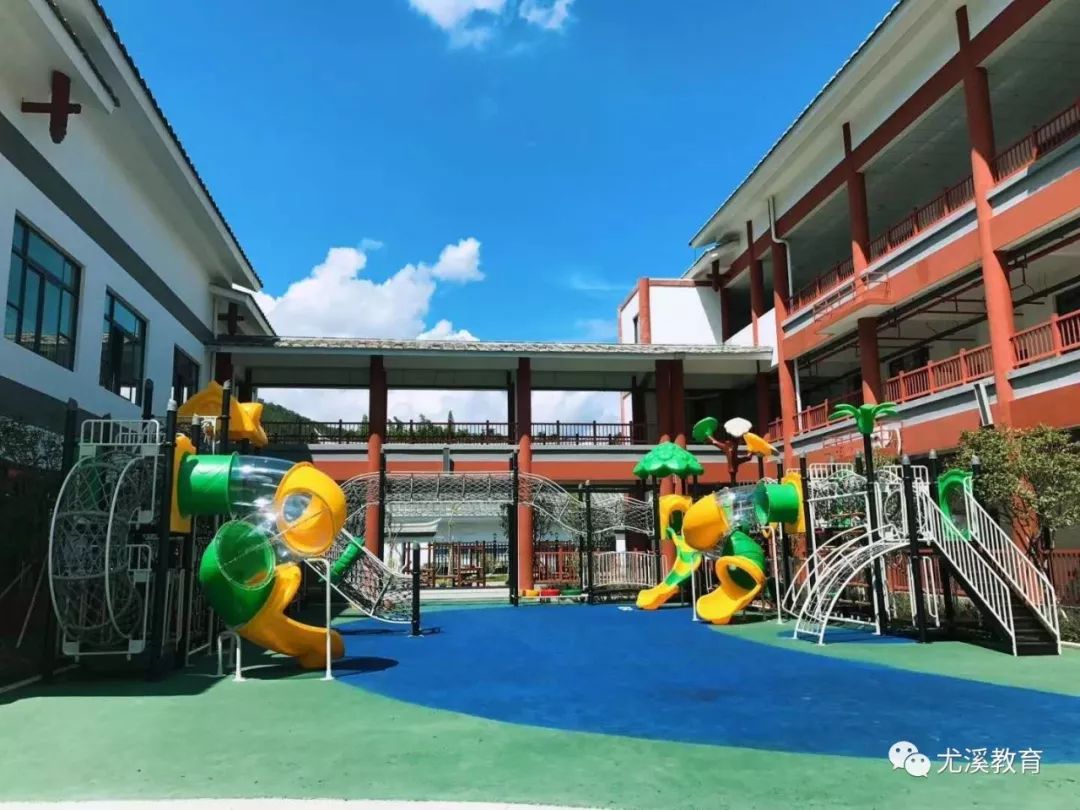 教育部表彰南充市足球特色幼儿园,教育部点赞优秀学校名单