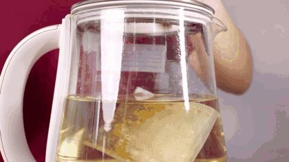 人间富贵花的颜值变化,被人夸人间富贵花回复什么更美