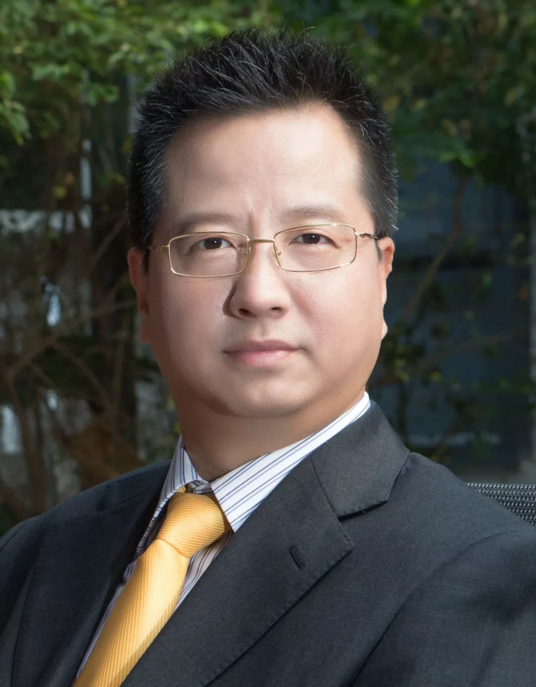 大肠有息肉用手术吗,大肠长息肉了怎么办