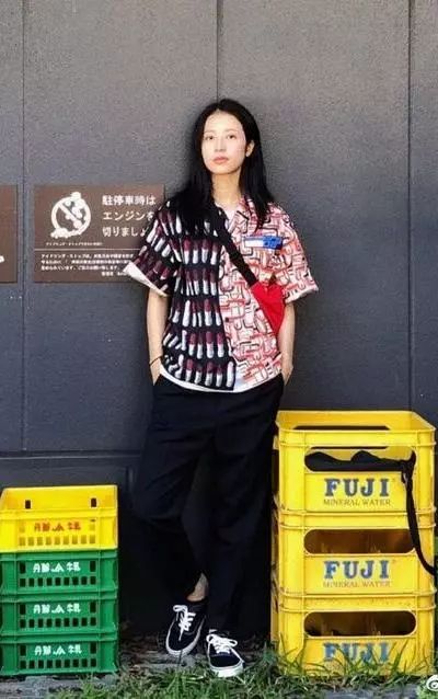 衣橱里都是“爸爸式”衣服？！我终于变成了我妈眼中嫁不出的亚子...|衣帽间