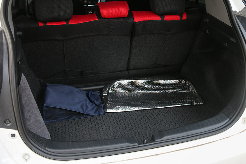 花了7万8买了台致炫,同样花10万买比亚迪还是买五菱