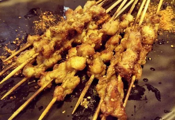 深藏在明发商业广场里的这些“罪恶”之源，大晚上的千万不要去！（上篇）