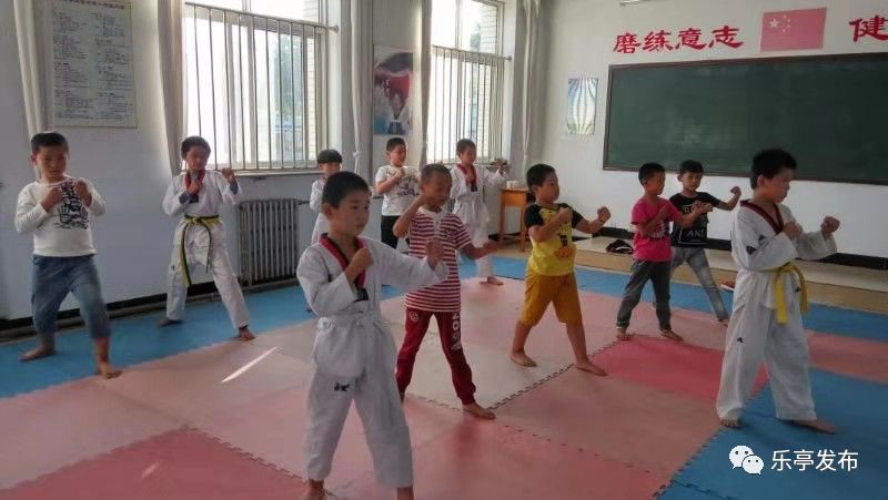乐亭县闫各庄镇闫各庄中心小学,闫各庄小学