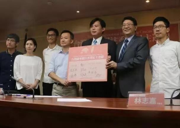 “富二代”*永康周**一步步走向“港独”，是她给埋下的种子