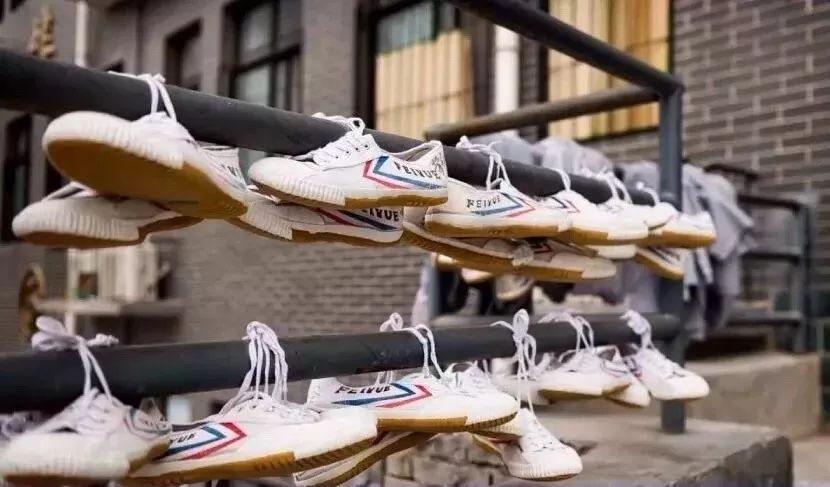 气不气？曾经20块钱的国货，被法国人抢走后卖到上千元