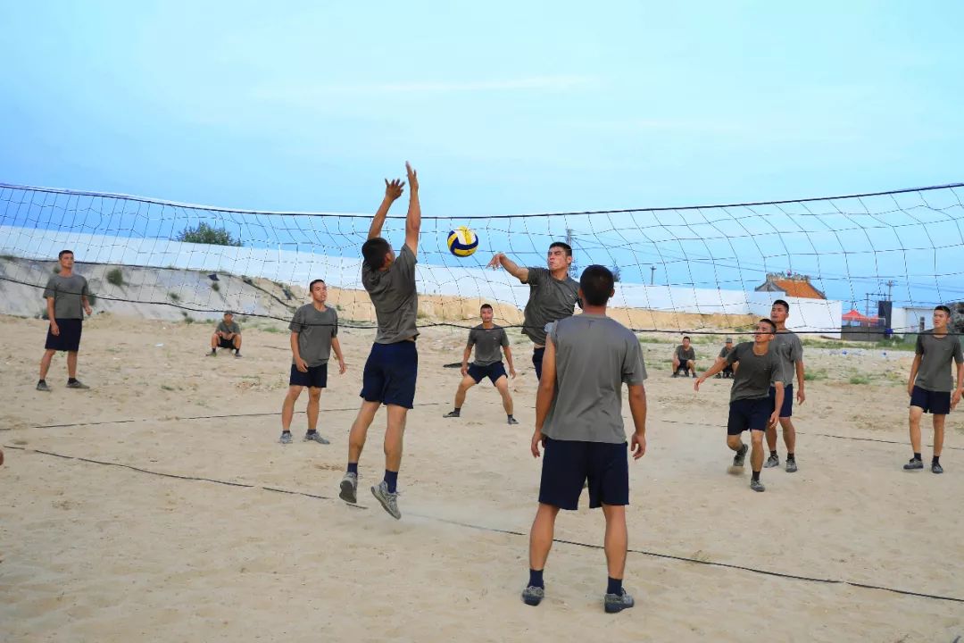 沙滩踢足球转场,沙滩踢足球