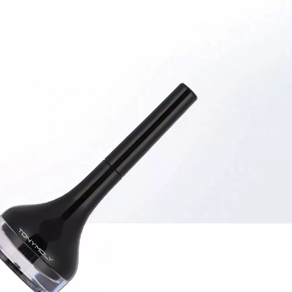 编辑部翻包｜90—00的编辑们到底在用什么美妆好物？（一）（文末有福利）