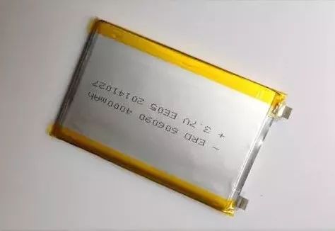 经常用充电宝充电会危害手机吗,经常用充电宝对手机有伤害吗