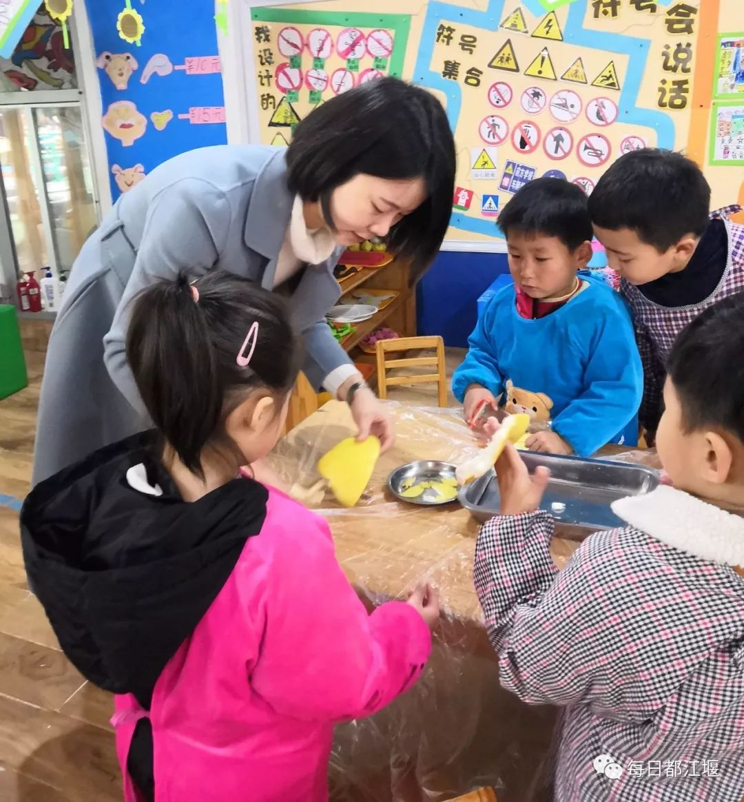 成都优秀教师名单公布,祝贺受表彰的优秀教师