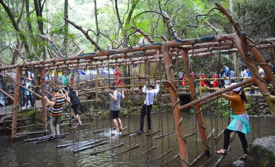 昆明周边景点排行榜前十名,昆明周边温泉一条龙游玩景点推荐