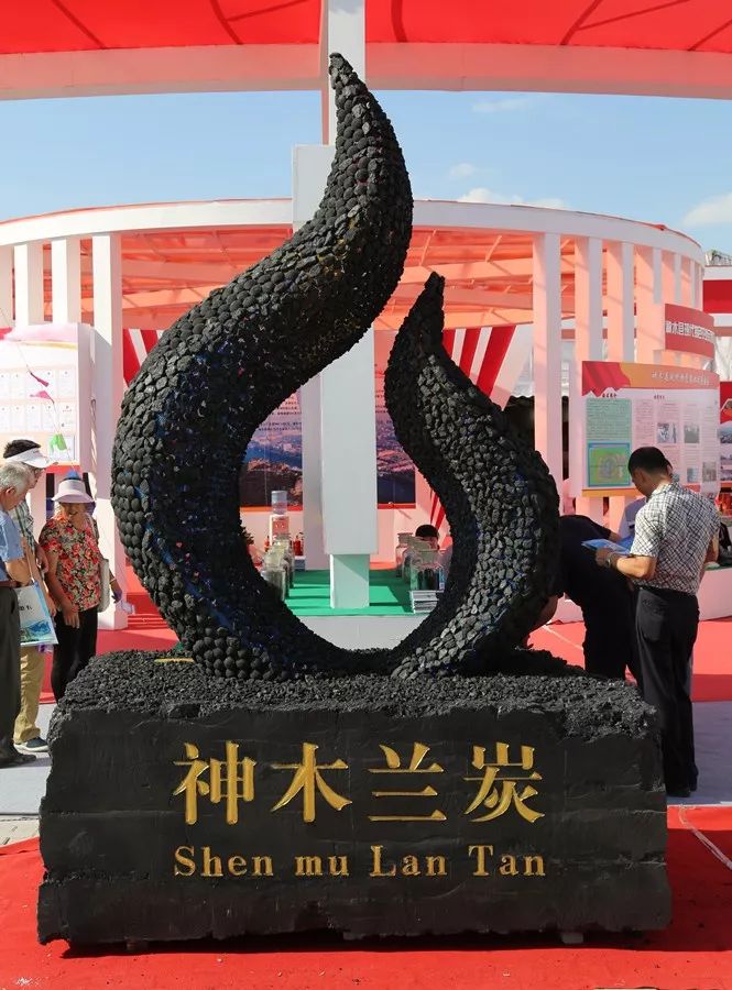 壮丽70年奋斗新时代,壮丽70年奋斗新时代再走长征路