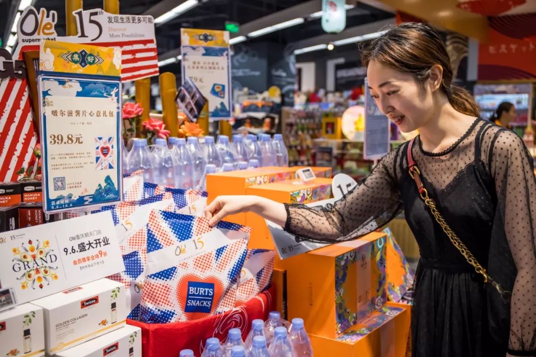 拿着3000的工资环游世界,没钱怎么去环游世界