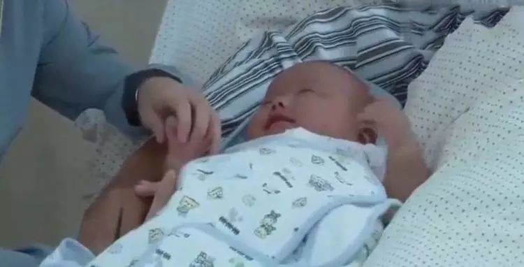 坐月子可以使用气血康吗,气血康适合产后喝吗