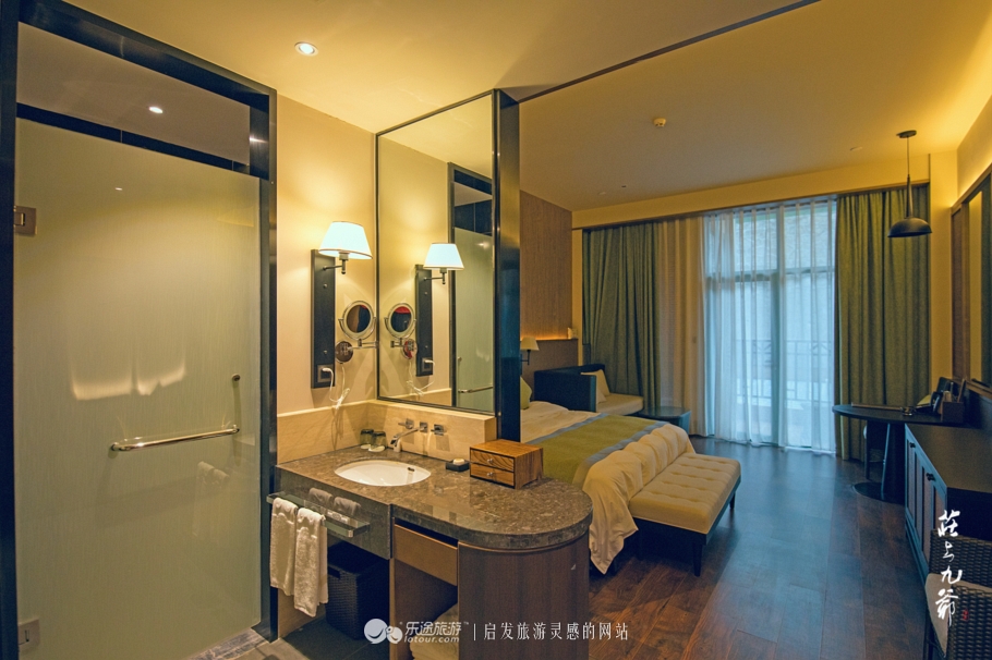 浮云缭绕的白云山上总有一张属于你的床