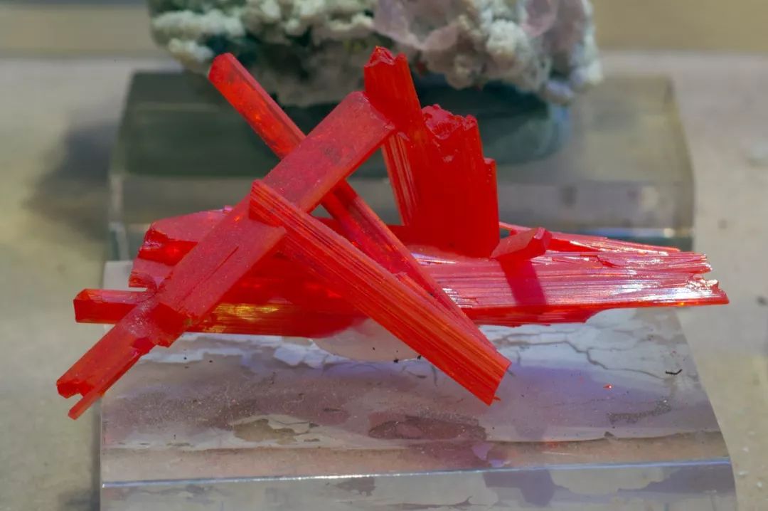 假如绿松石会说话,如果金属会说话的故事