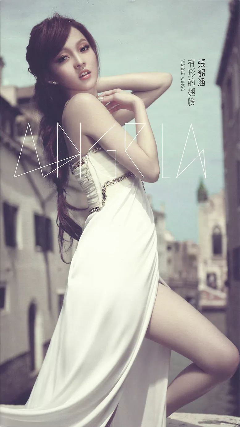 “过气”十年，凭什么她发个问号也能上热搜？