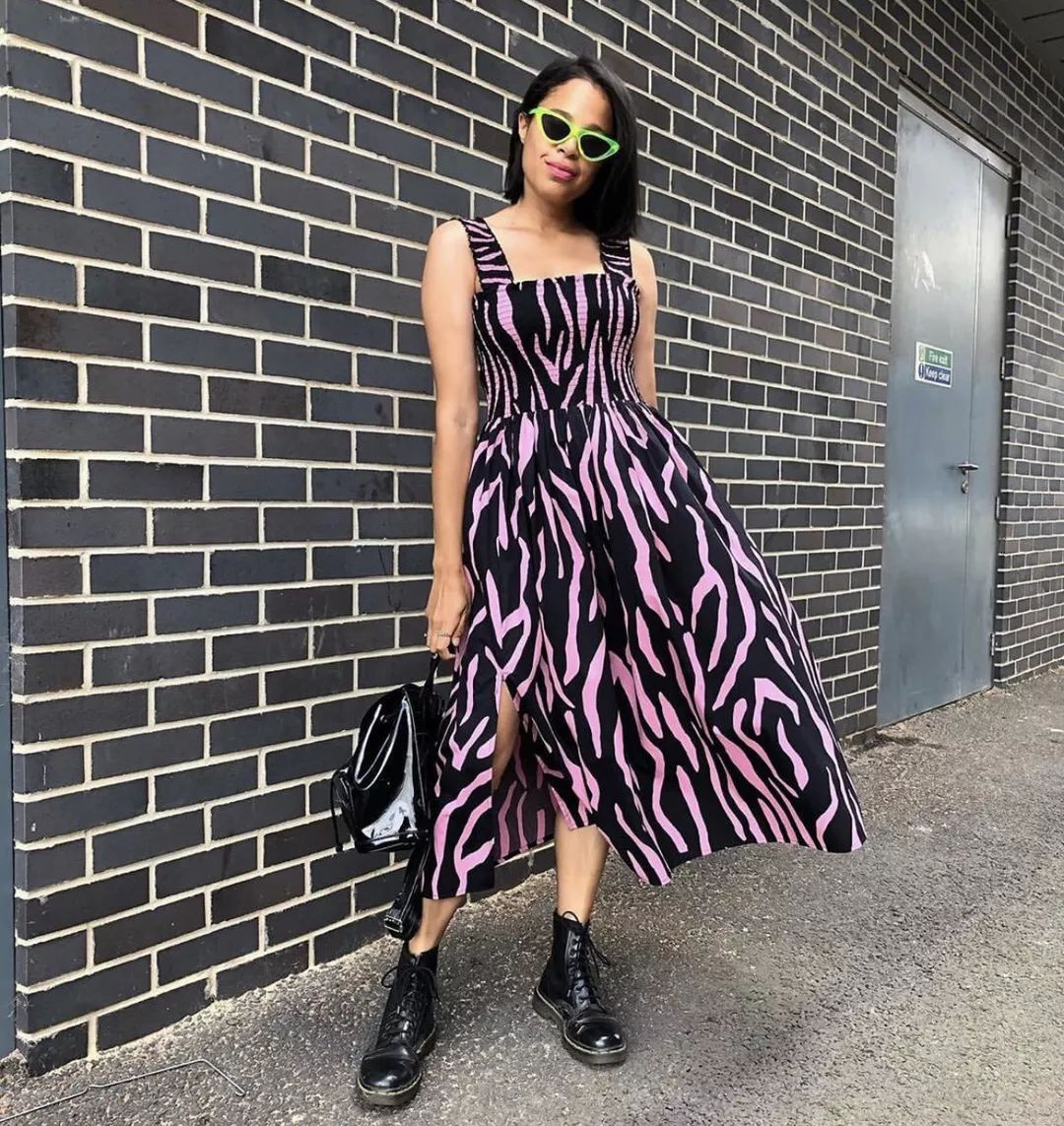 Jio热都要穿的马丁靴，作为辣妹的你得不得来一双嘛？