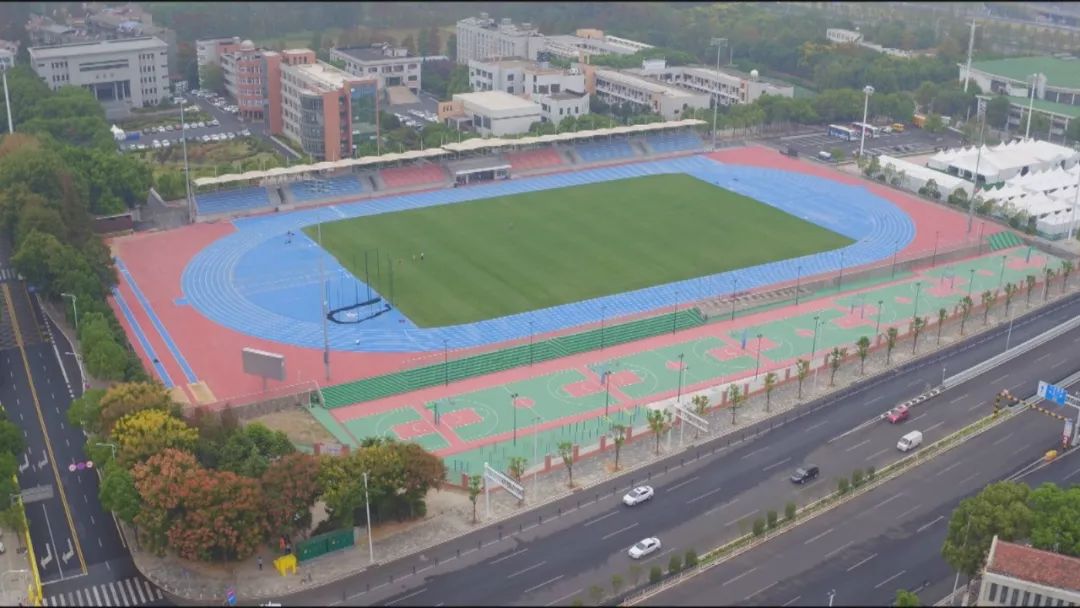 吴家山中学校园,吴家山新高中