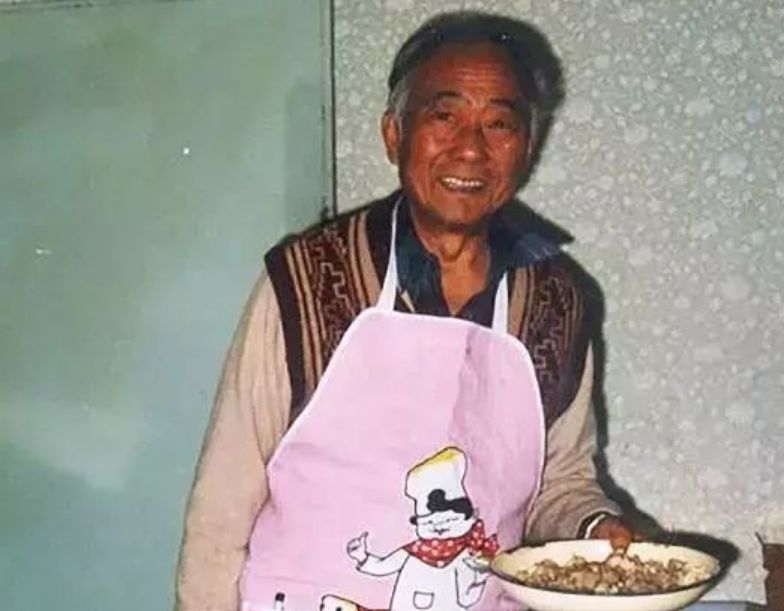 云南真的有很多毒蘑菇吗,云南的蘑菇真的那么毒吗