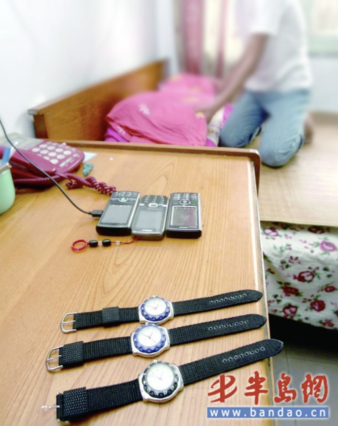 三胞胎十年*考前**进一所大学，高考分数连号！刚刚又同天结婚！又相信缘分了……