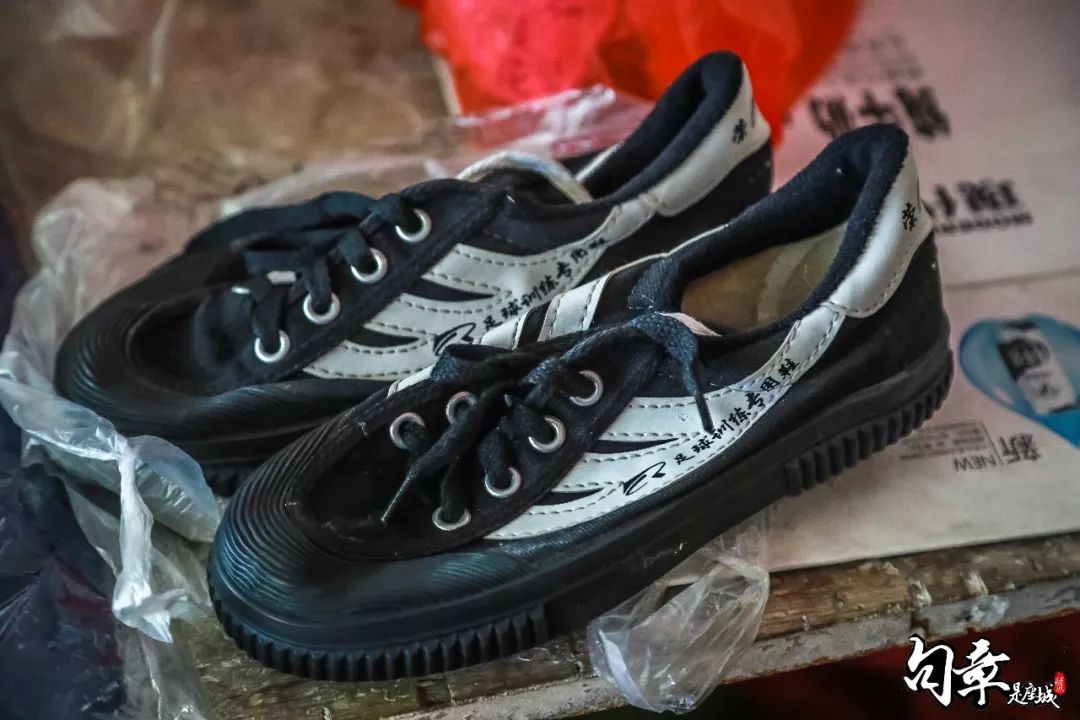 东横街老店的最后一天，我回到了中城小学